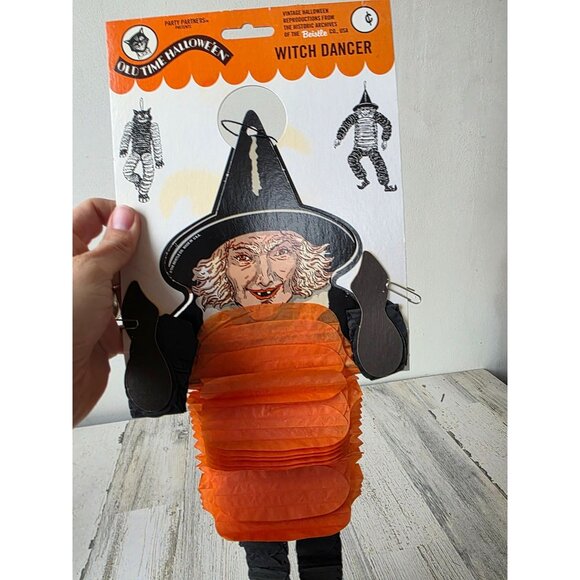 Biestle repro hanging witch dancer Halloween prop old time creation 1309 - Picture 6 of 6